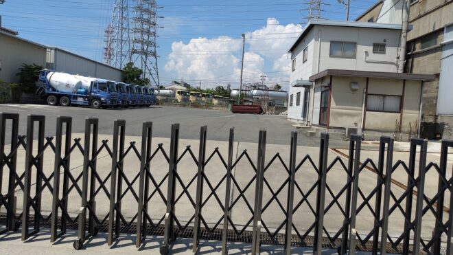 敷地が更地になる前の近酸運輸