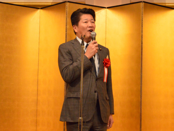 お忙しいなか、急遽駆けつけていただいた公明党参議院議員の石川ひろたか氏。